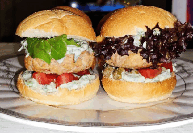 Tuna Burger with Yogurt-Anchovy Sauce, Tomatoes & Capers