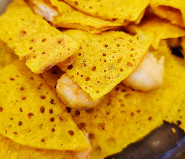 Vietnamese Bánh Xèo (Shrimp-Only Crispy Pancake)