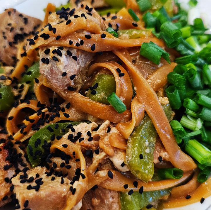 Tuna Soba with Tahini-Sesame Sauce