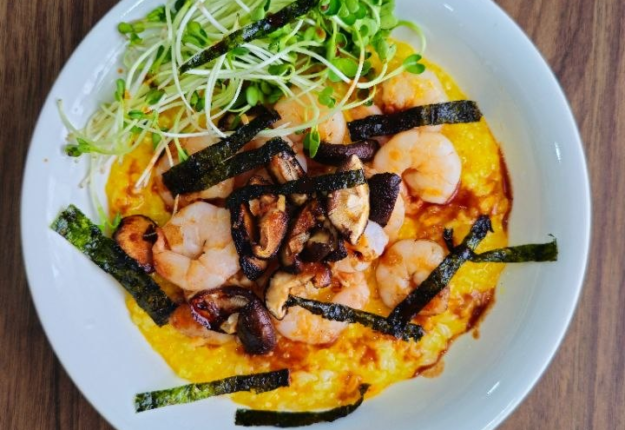 Shrimp-Congee with Dashi & Turmeric